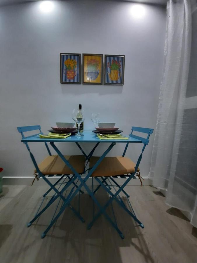 Ferienwohnung La Puerta Azul En El Corazon De Cádiz Exterior foto